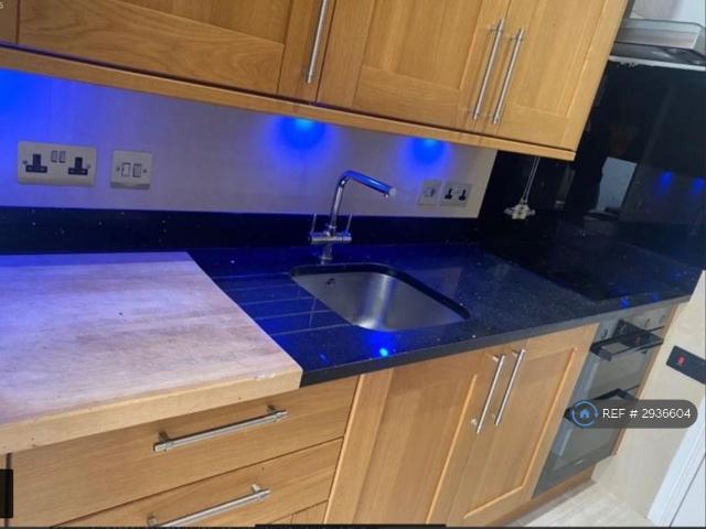 Apartment for rent in Preston, Greater London