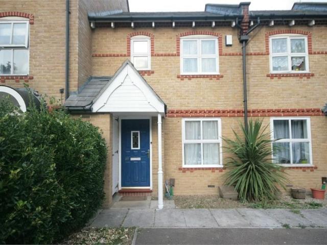 House for rent in Preston, Greater London