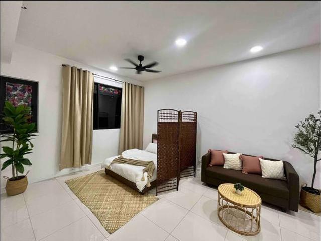 Serviced Residence for sale in KL Eco City, Kuala Lumpur