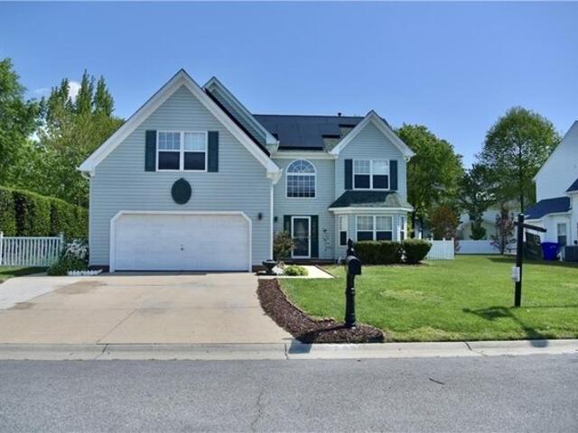 Condo for sale in Suffolk