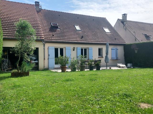 Maison vente à Senlis, Chambly