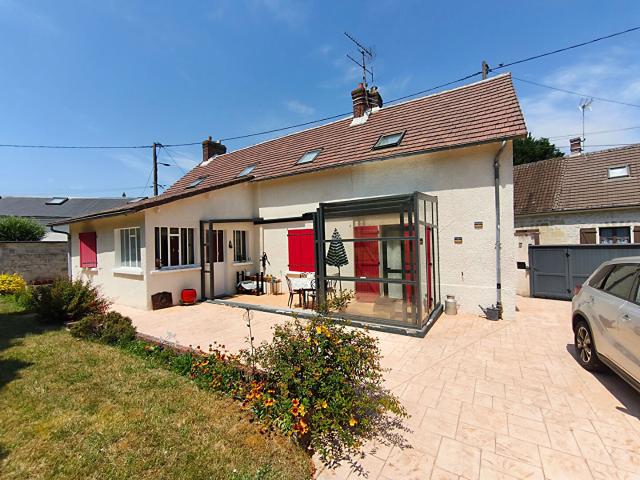 Maison vente à Senlis, Chambly