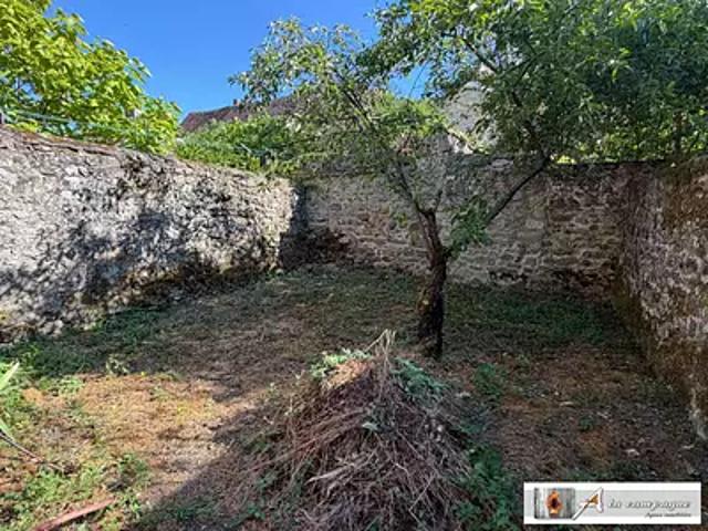 Maison vente à Bord-Mongeaud, Chambon-sur-Voueize