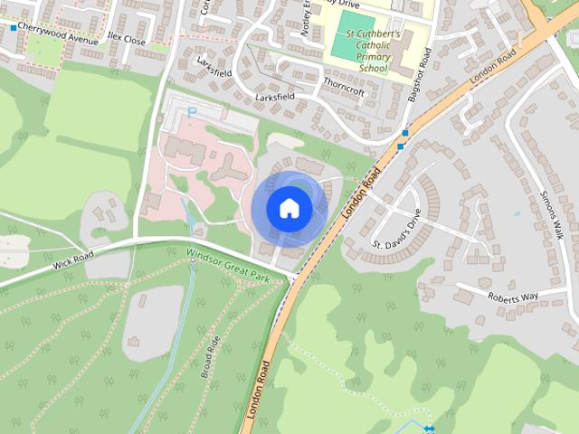 Apartment for rent in Row Town, Surrey