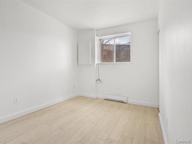 Room for rent in Laurentides, Quebec