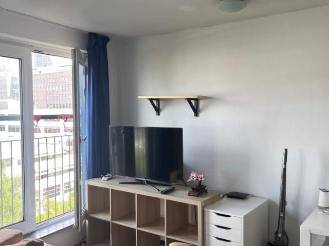 Studio te huur in Laak, Zuid Holland