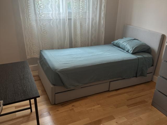 Room for rent in St. Leonard's, Quebec