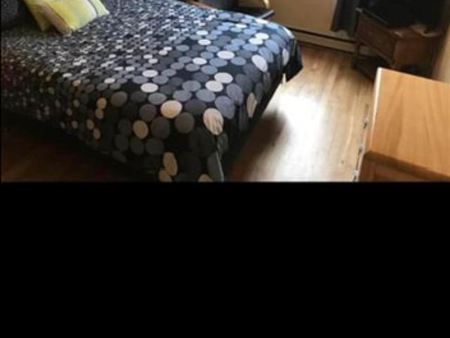 Room for rent in Laurentides, Quebec