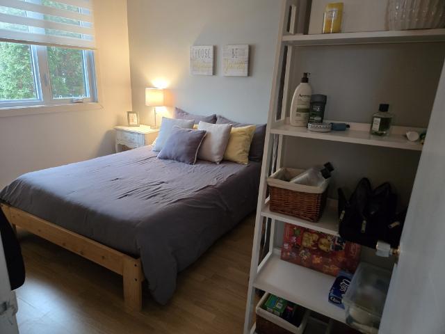 Room for rent in Laurentides, Quebec