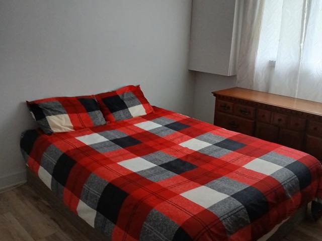 Room for rent in Laurentides, Quebec