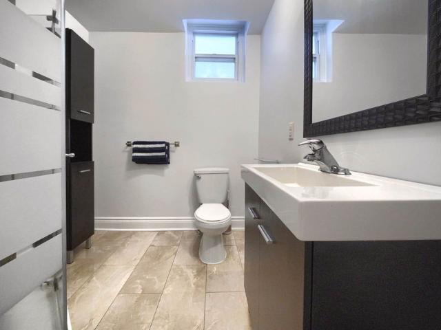 Room for rent in Montreal