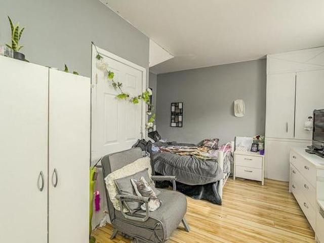 Room for rent in Sherbrooke, Quebec
