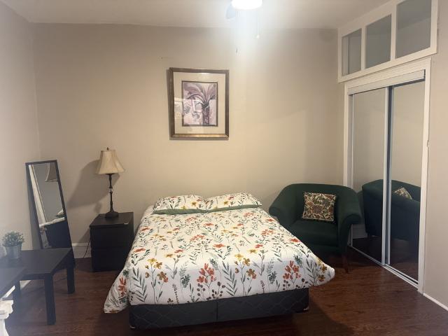 Room for rent in St. Leonard's, Quebec