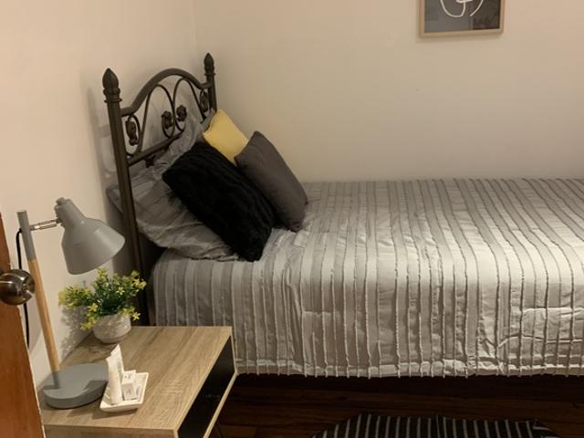 Room for rent in St. Leonard's, Quebec