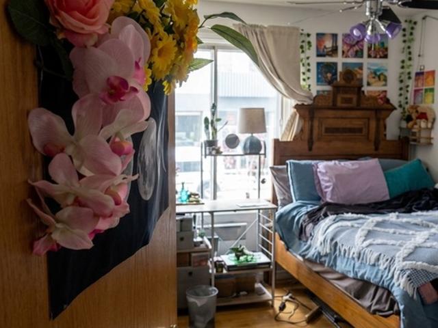 Room for rent in St. Leonard's, Quebec
