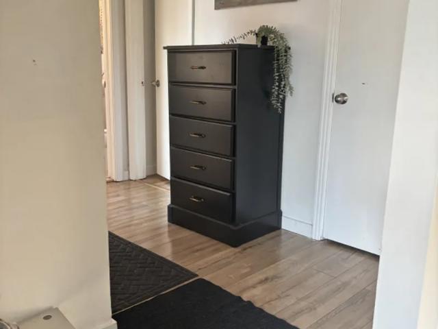 Room for rent in Mount Royal