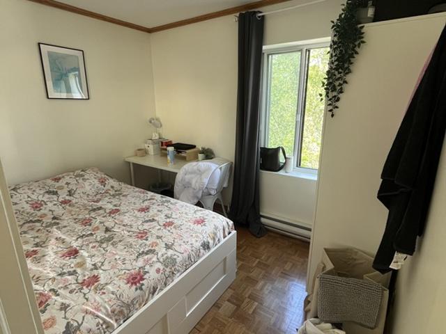 Room for rent in St. Leonard's, Quebec