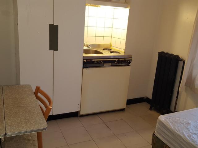 Room for rent in St. Leonard's, Quebec