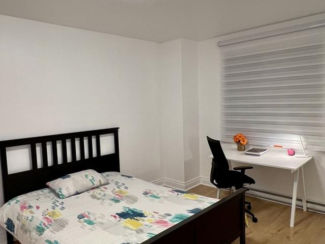 Room for rent in St. Leonard's, Quebec