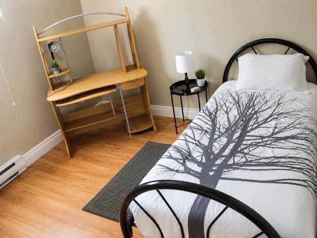 Room for rent in Sherbrooke, Quebec