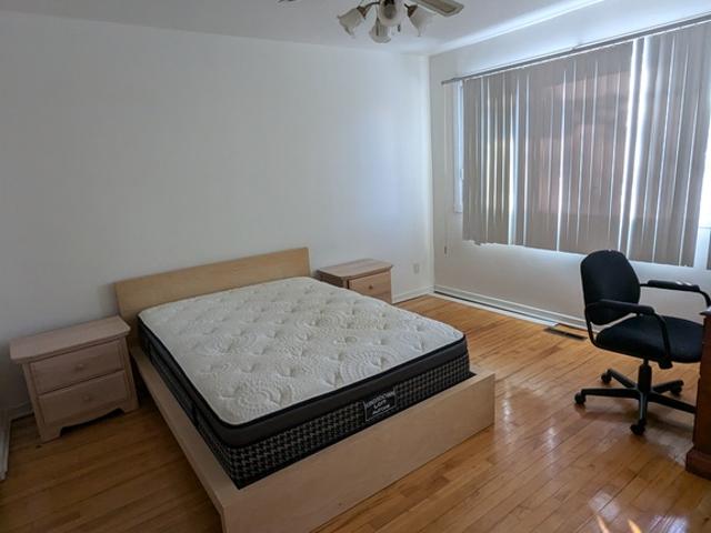 Room for rent in St. Leonard's, Quebec