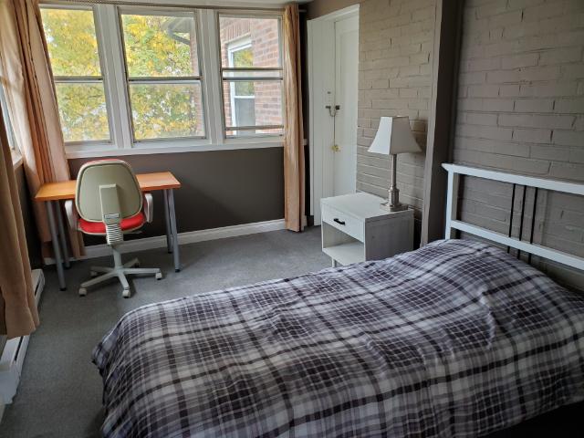 Room for rent in Longueuil