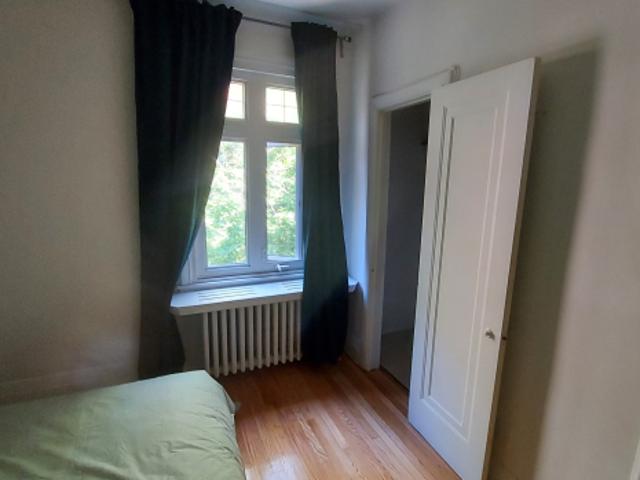 Room for rent in Montreal