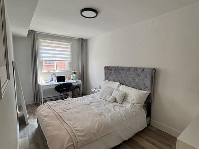 Room for rent in St. Leonard's, Quebec
