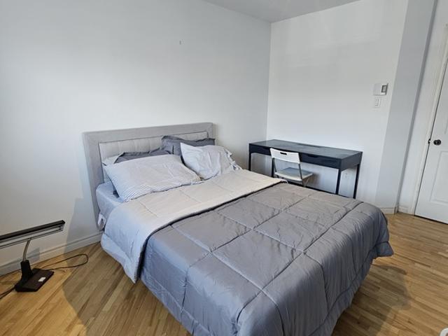 Room for rent in St. Leonard's, Quebec