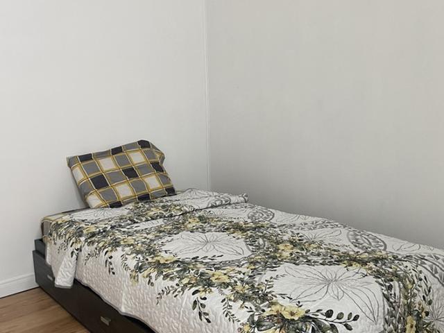 Room for rent in Mauricie, Quebec