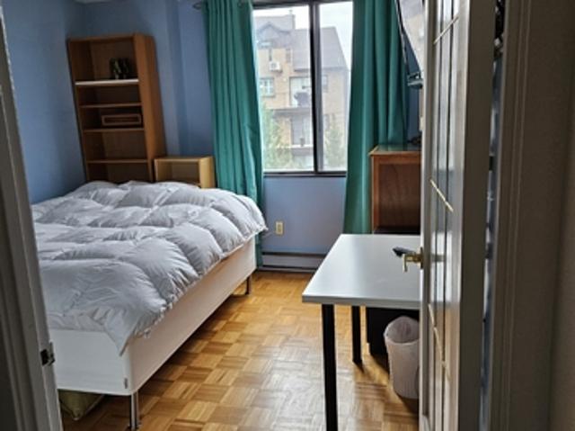 Room for rent in St. Leonard's, Quebec