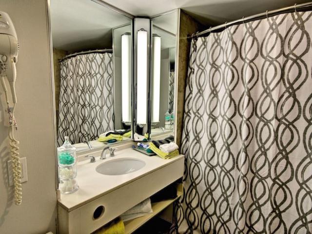 Room for rent in Montreal