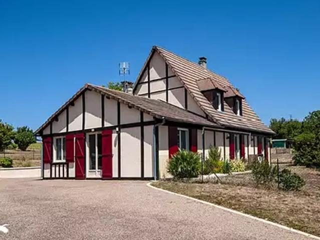 Maison vente à Nontron, Brantôme