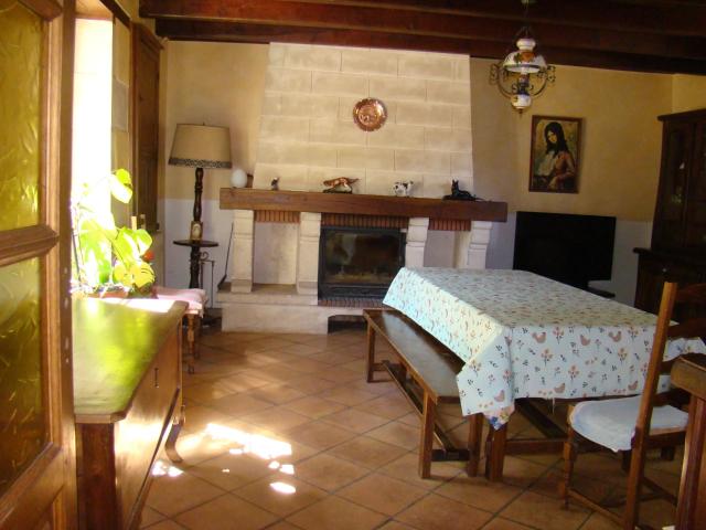 Maison vente à Montmorillon, Champagné-saint-hilaire