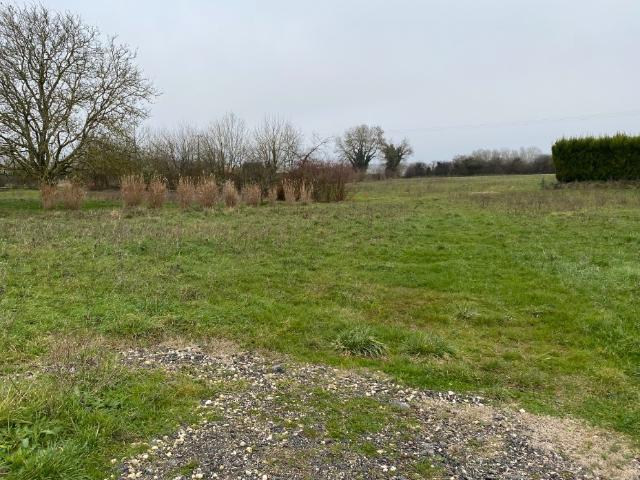 Terrain vente à Champagne