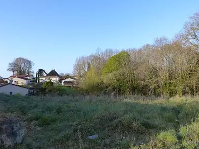 Terrain vente à Périgueux, Champcevinel