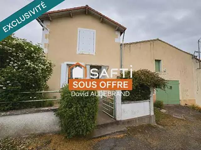 Maison vente à Parthenay, Champdeniers-saint-denis