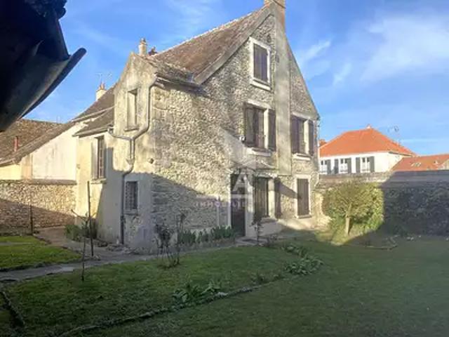 Maison vente à Melun, Champeaux
