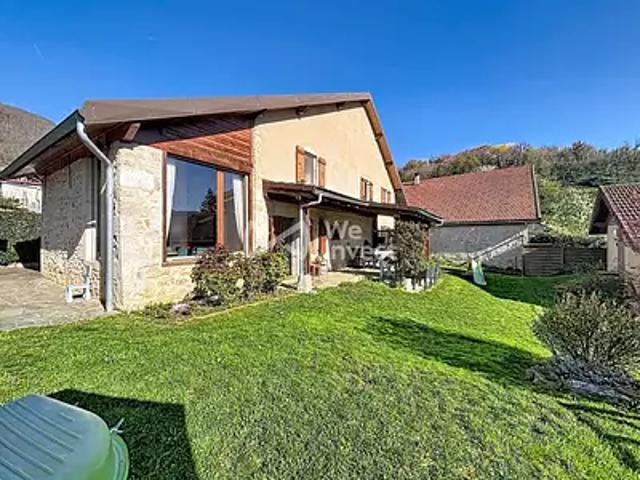 Maison vente à Nantua, Champfromier