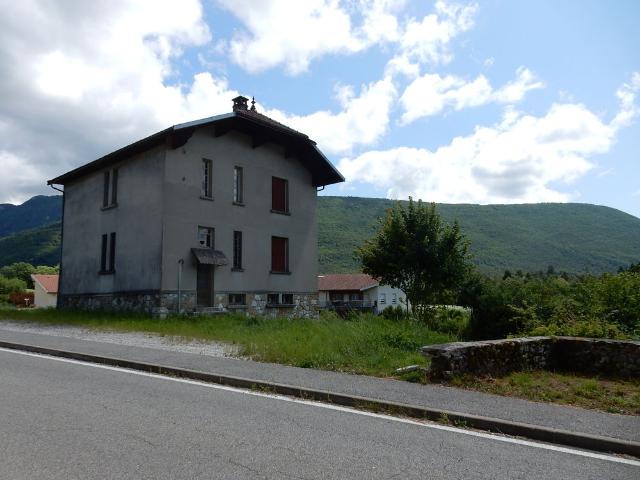 Maison vente à Nantua, Champfromier