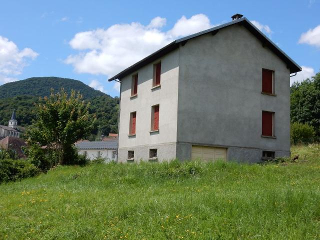 Maison vente à Nantua, Champfromier