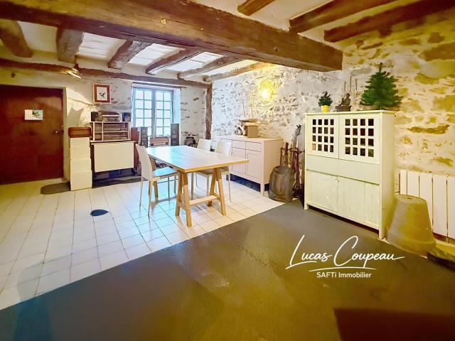 Maison vente à Segré, Soeurdres