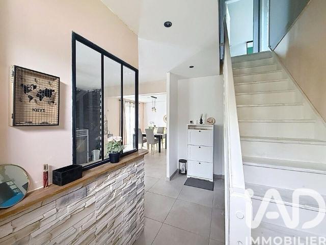 Maison vente à Sens, Champigny