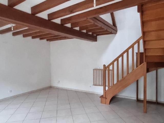 Maison vente à Sens, Champigny