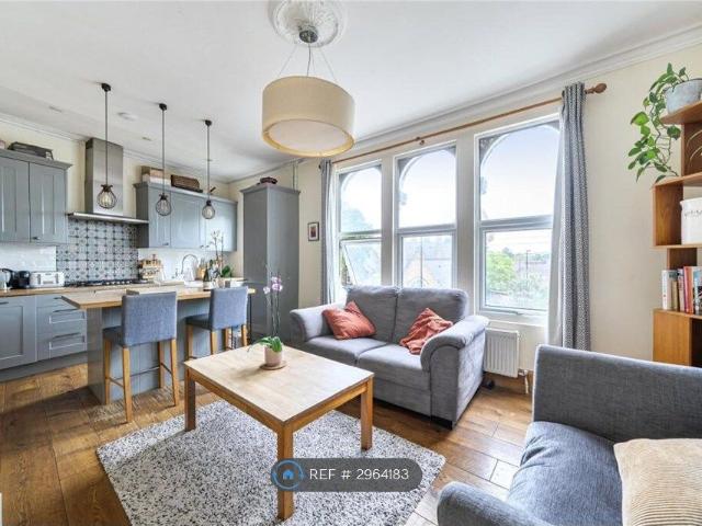 Apartment for rent in London Borough of Lewisham, Lower Sydenham