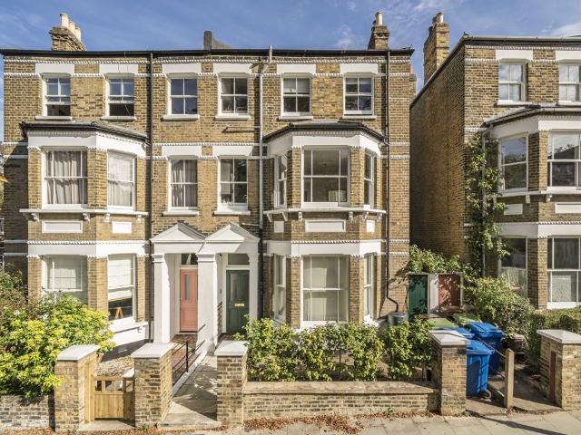 Apartment for rent in Denmark Hill, Greater London