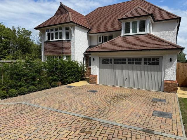 House for rent in Penlands Green, Mid Sussex