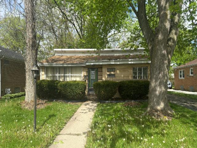 House for sale in South Holland, Illinois