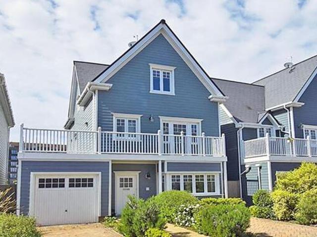House for sale in Reading