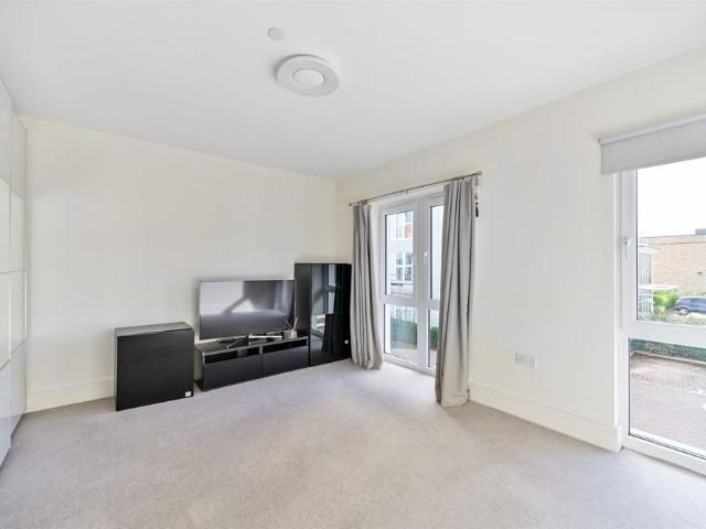 Townhouse for rent in Reading